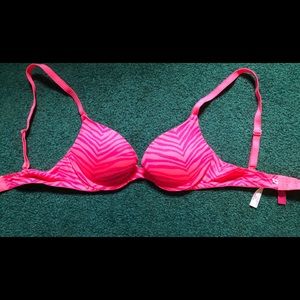VS PINK Wear Everywhere Push Up Bra